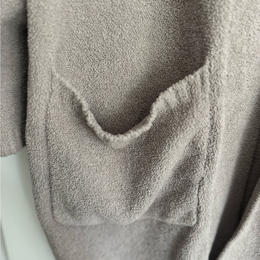 UGG- Kallie Cardigan - Picture 4 of 8